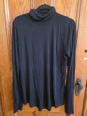 Lululemon Hold Tight Turtleneck, Black, XL (12/14) Old School Lululemon Quality
